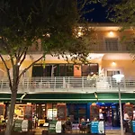 Hotel Treff Boutique 4*