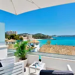 Hotel Treff Boutique 4*