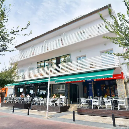 Treff Boutique فندق