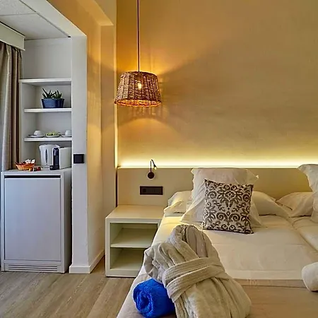 Treff Boutique Hotel 4*