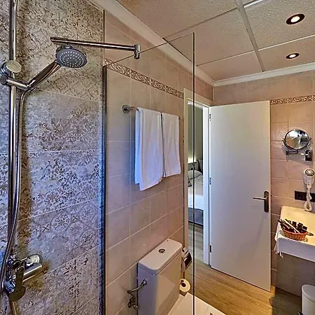 Treff Boutique 4*