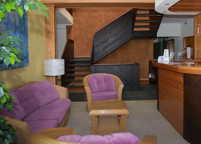 فندق Treff Boutique 4*